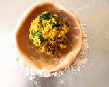 A picture of step 4 of Paneer Mooli/radish Paratha.