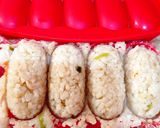 Foto langkah ke 5 dari resep Onigiri Bento 🍣 - Nasi Goreng.