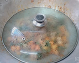 மஷ்ரூம் ஹக்கா நூடுல்ஸ் (Mushroom hakka noodles recipe in tamil) ரெசிபி ஸ்டேப் 3 புகைப்படம்