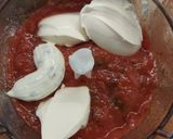 Sült paradicsomos- mascarponés krémleves szárított paradicsomos sajtchipsszel recept fázis 2 fotója