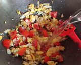 Foto langkah ke 2 dari resep Orak Arik Telur Tomat.