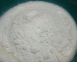 A picture of step 5 of Ugali cupcakes.