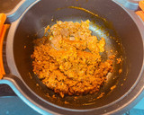 Foto del paso 7 de la receta: Garbanzos con langostinos y almejas al curry ¿rojo?