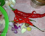 Foto langkah ke 2 dari resep Ayam pedas rica rica kemangi sederhana.