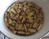 Foto del paso 1 de la receta: Berenjenas a la vinagreta