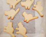Foto del paso 5 de la receta: Galletitas Halloween: gatitos negros de la mala suerte
