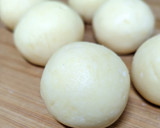 Foto del paso 2 de la receta: Bolitas crujientes de queso