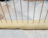 Foto del paso 1 de la receta: Piruletas de hojaldre de jamón y queso