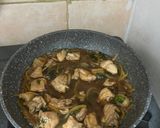 Foto langkah ke 3 dari resep Oyakodon / Rice Bowl Ayam Telur.