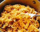 A picture of step 1 of Masaledar Maggi noodles.