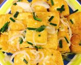 Hình bước làm 2 của món Đậu phụ rán tẩm hành
