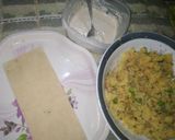 A picture of step 2 of Aloo samosa.