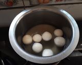 A picture of step 12 of Bengali sweet Roshogolla.