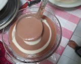 Foto langkah ke 5 dari resep Pudding Zebra.