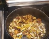 Foto del paso 2 de la receta: Risotto de setas con nata