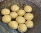 Foto langkah ke 4 dari resep Bola Ubi Kopong.