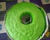 Foto langkah ke 6 dari resep Bolu pandan santan kukus ekonomis.