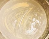 Foto del paso 4 de la receta: Queque de yogurt, plátano y chips de chocolate