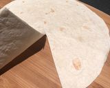 Csibehússal töltött tortilla recept fázis 3 fotója