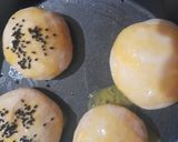 A picture of step 2 of Black seed mince buns.