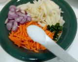 Foto langkah ke 2 dari resep Acar Bengkoang Wortel.