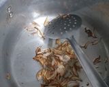 A picture of step 2 of Afghani meatballs pulao.