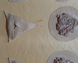 Foto del paso 5 de la receta: Empanadas árabes con masa integral