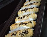 Foto langkah ke 8 dari resep Bolen pisang dan choco cheese roll.