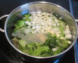 Brokkolikrém leves, úgy ahogy én készítem recept fázis 2 fotója
