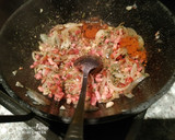 Foto del paso 4 de la receta: Judías verdes rehogadas con pimentón, jamón y beicon