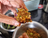 A picture of step 5 of Rasa valu Undhiyu.