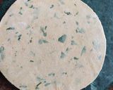 A picture of step 2 of Methi paratha.