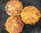 A picture of step 6 of Oats tikki.