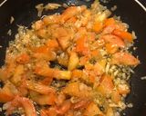 Foto del paso 3 de la receta: Macarrones con tomate natural y salchichas