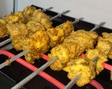 तंदुरी पाईनॅपल टिक्का🍴🍡 (tandoori pineapple tikka recipe in marathi) रेसिपी स्टेप 4 फोटो 