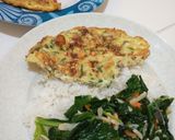 Foto langkah ke 2 dari resep Telur dadar kubis irit anak kos tanggal tua.
