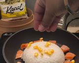 Foto langkah ke 3 dari resep Salmon Pepper Rice.