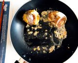 Hình bước làm 4 của món Hột vịt lộn xào me