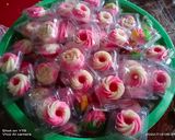 Foto langkah ke 4 dari resep Bolu Twister & Mawar.