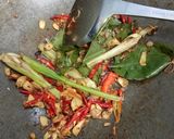 Foto langkah ke 2 dari resep Nasi liwet ikan teri.