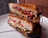 Foto del paso 9 de la receta: Sándwich de pimiento rojo, berenjenas y 2 ricas salsas..