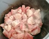 Foto del paso 1 de la receta: Rollitos de col rellenos de cordero desmigado y salsa de higos