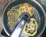 Foto langkah ke 7 dari resep Pizza Homemade simple (Pizza Rendang, Sosis, Coklat Kacang).