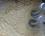 Foto del paso 4 de la receta: Budín de limón húmedo y súper suave 💖