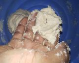 A picture of step 1 of Roti mayonnaise quesadilla.