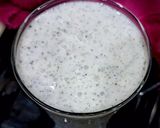 A picture of step 3 of Dragon fruit milkshake.