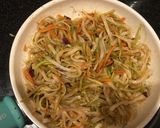 A picture of step 4 of Simple pork lo mein.
