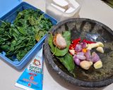 Foto langkah ke 1 dari resep Gulai Daun Singkong Tahu.