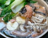 Foto langkah ke 4 dari resep Sup Bening Tulangan Ikan Salmon.