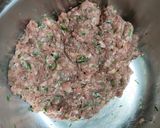 A picture of step 3 of Beef Wrapped in Betel Leaves (Thịt bò cuốn lá lốt).